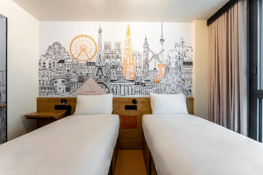 TWIN STANDARD Room, easyHotel Barcelona La Sagrera, Barcelona