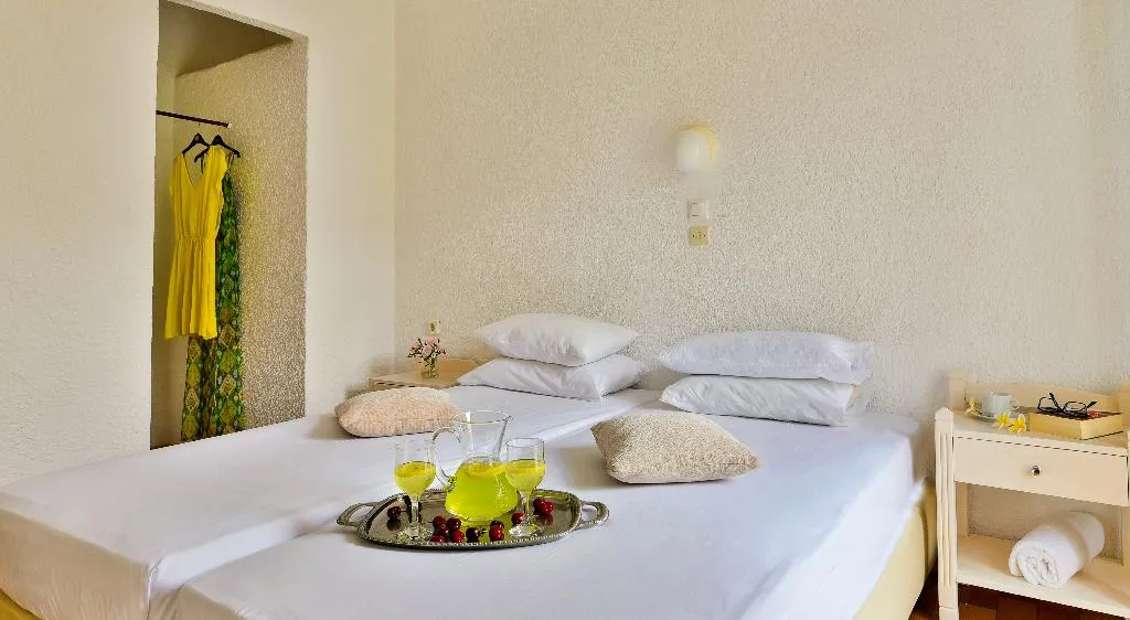 APARTMENT TWO BEDROOMS Room, Ibiscus Apartments, Crete