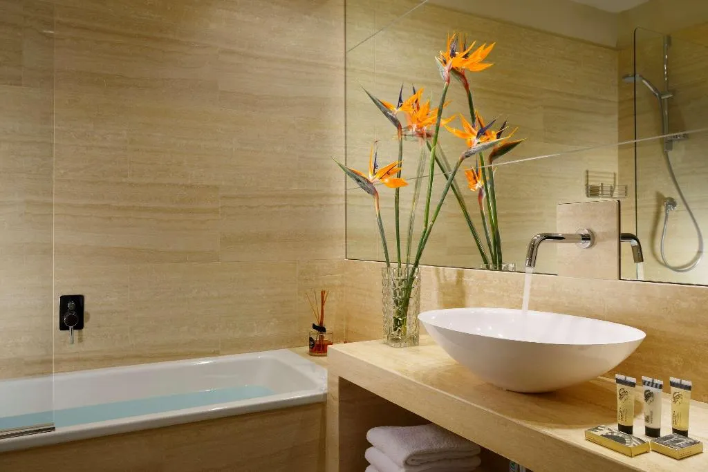 Room, Grand Hotel Minerva, Florence