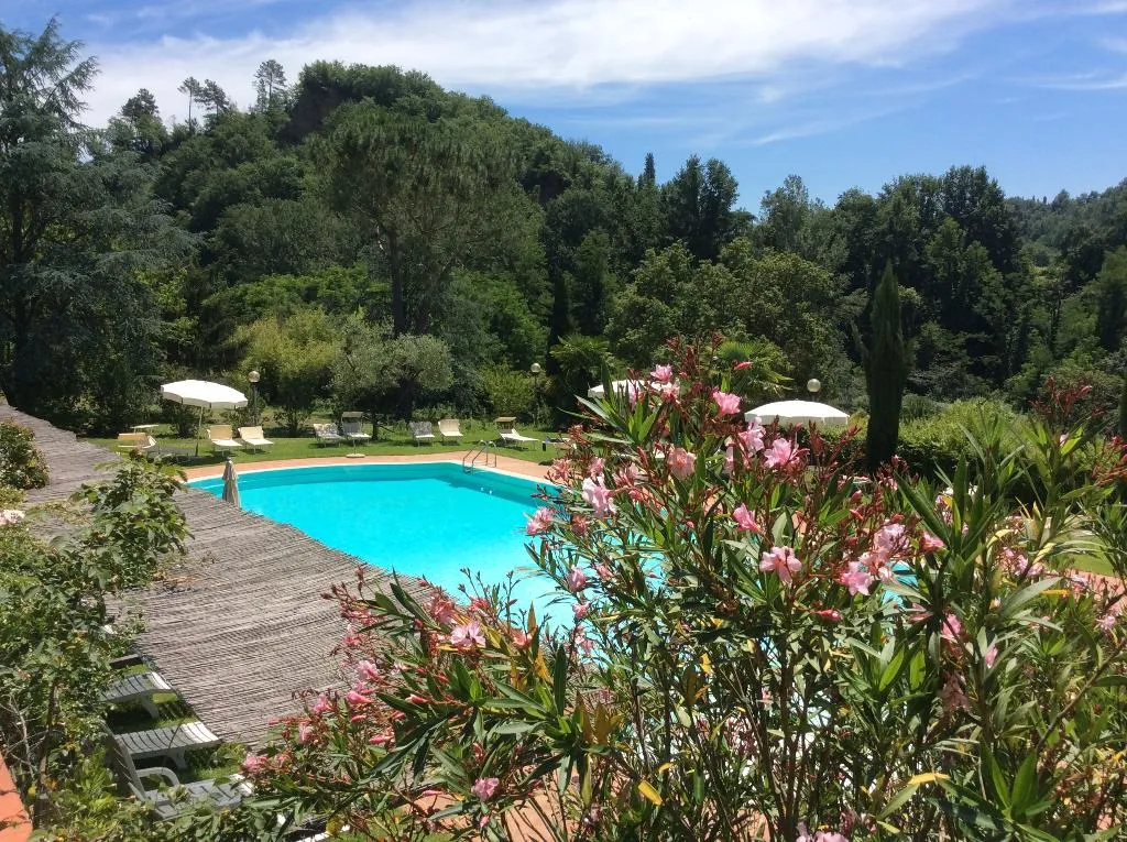 Pool, Villa Rigacci, Florence