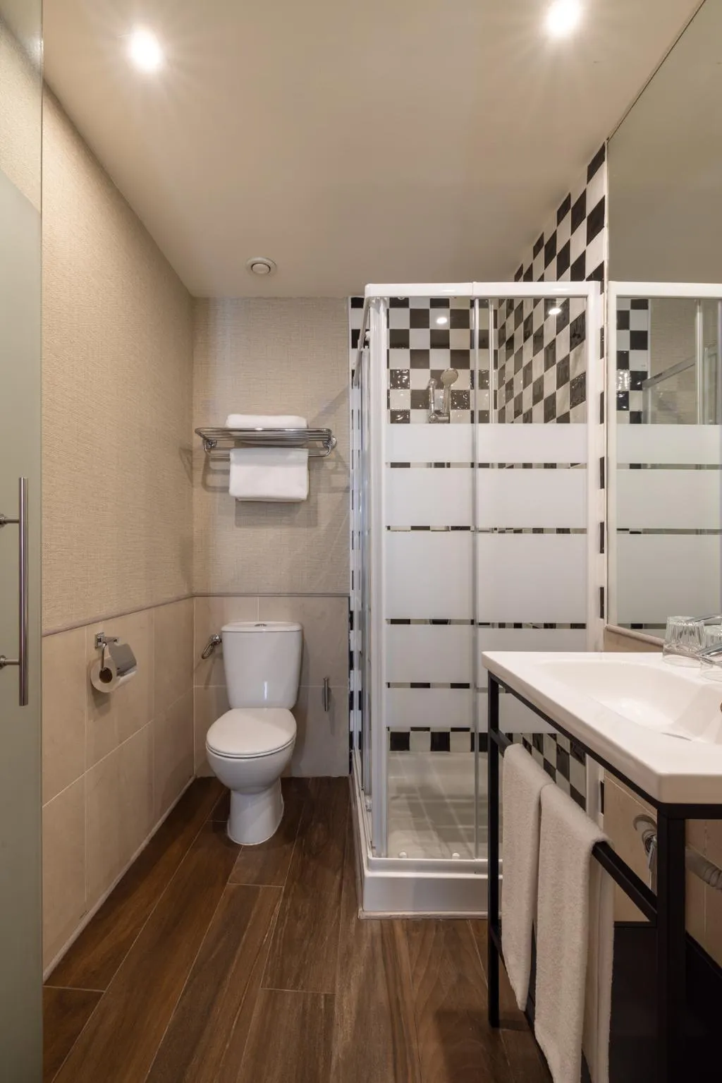 DOUBLE STANDARD Room, Avenida Gran Via, Madrid