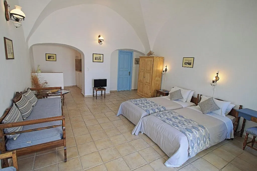 STUDIO TWO BEDS Room, Aethrio Sunset Village, Santorini