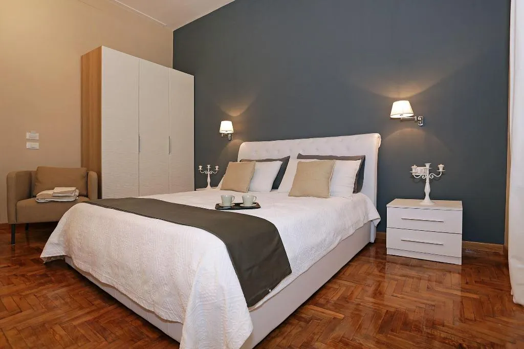 Room, San Vito Suites, Naples