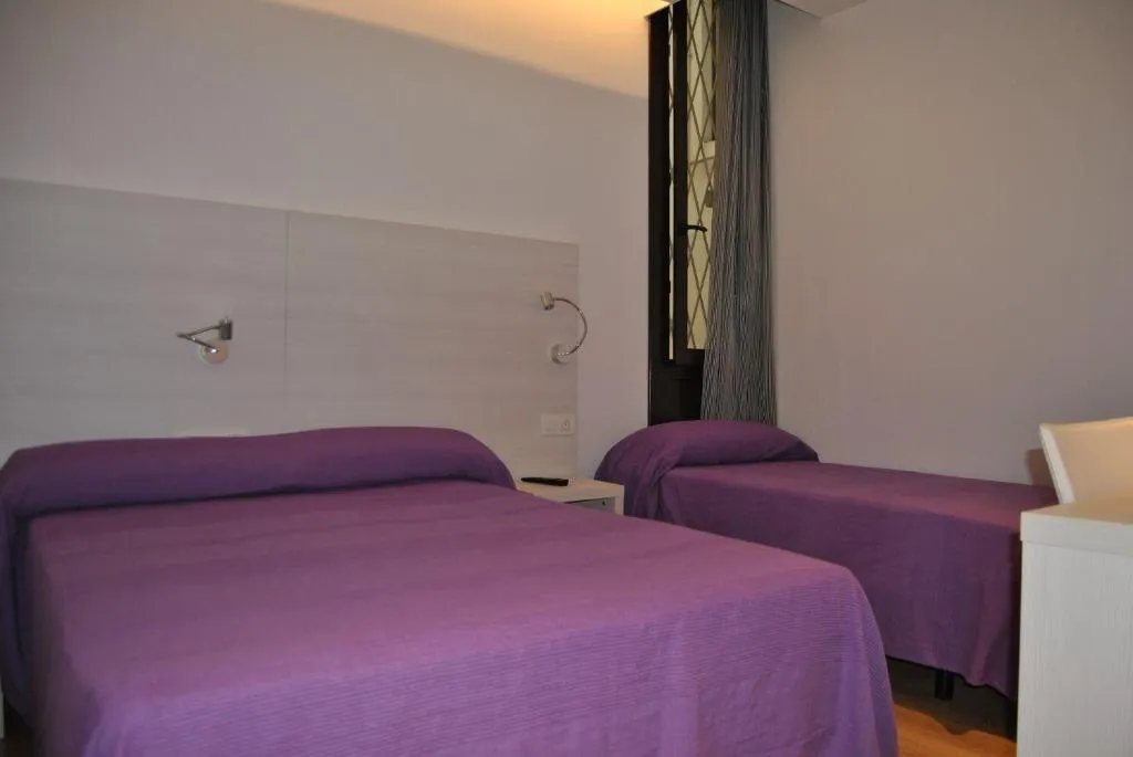 Room, Hostal Fina, Barcelona