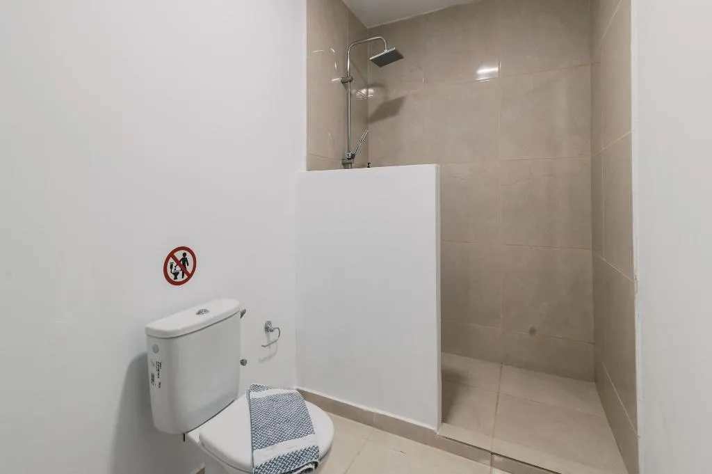 Room, Bamboo Suites, Rhodes
