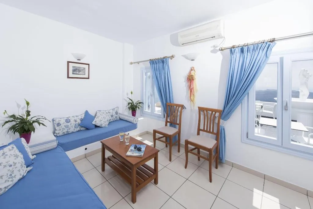 Room, Kastro Suites, Santorini