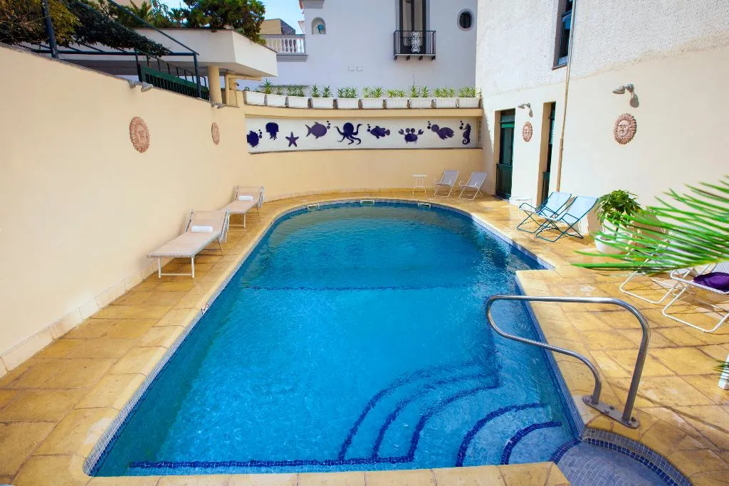 Pool, Panorama Palace, Naples
