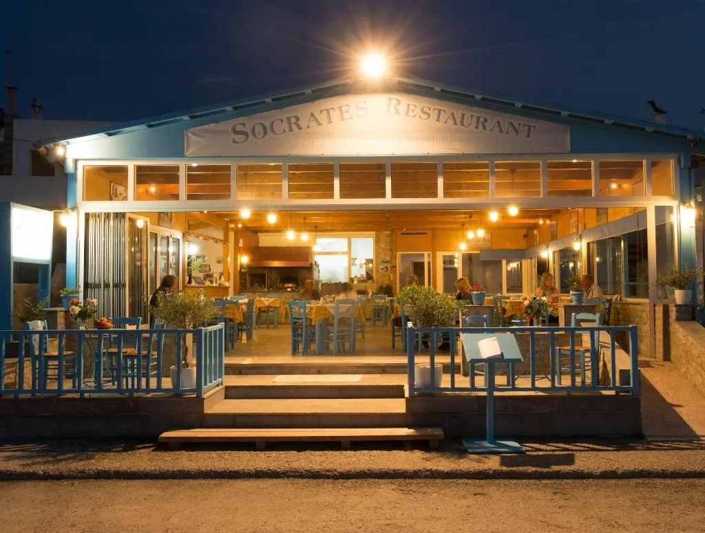 Restaurant, Socrates Apartments & Restaurant, Crete