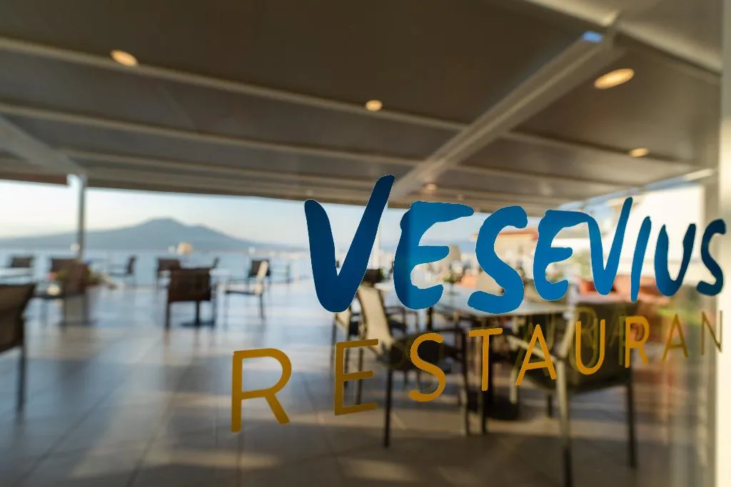 Restaurant, Relais Manfredi, Naples