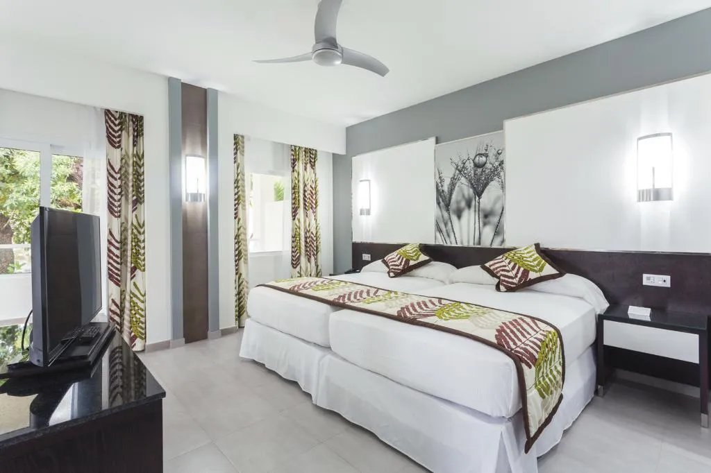 JUNIOR SUITE STANDARD Room, Riu Playacar - All Inclusive, Cancun Area