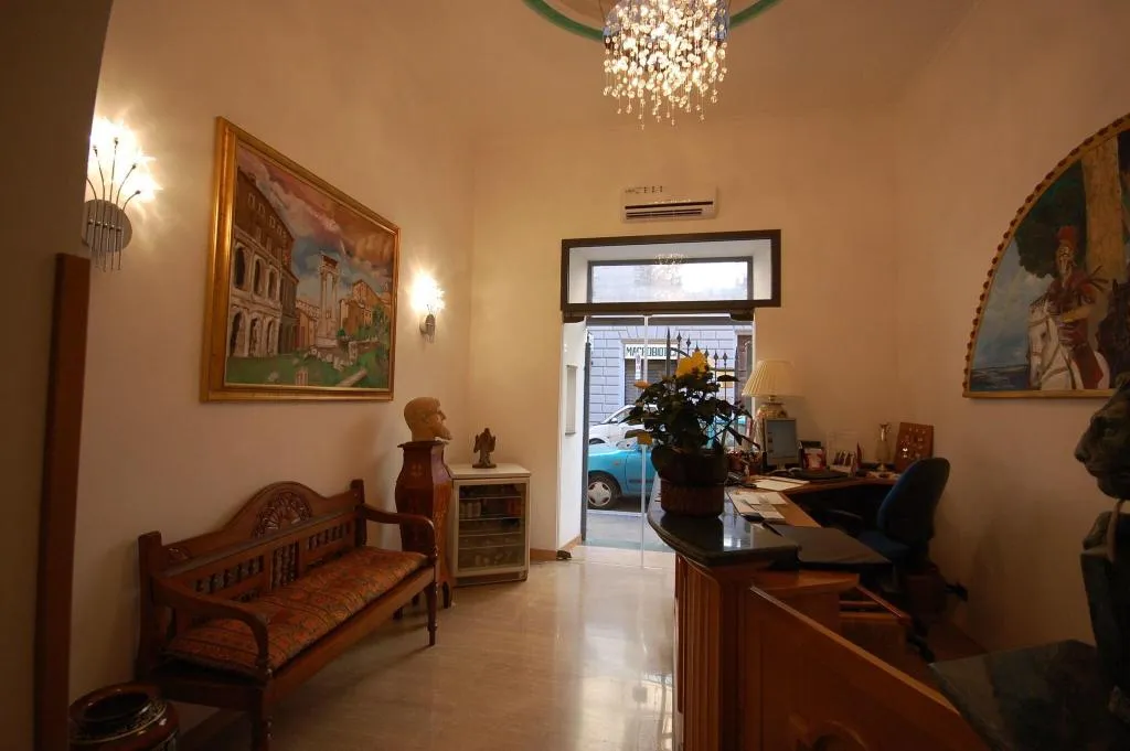 Lobby, Alexis, Rome