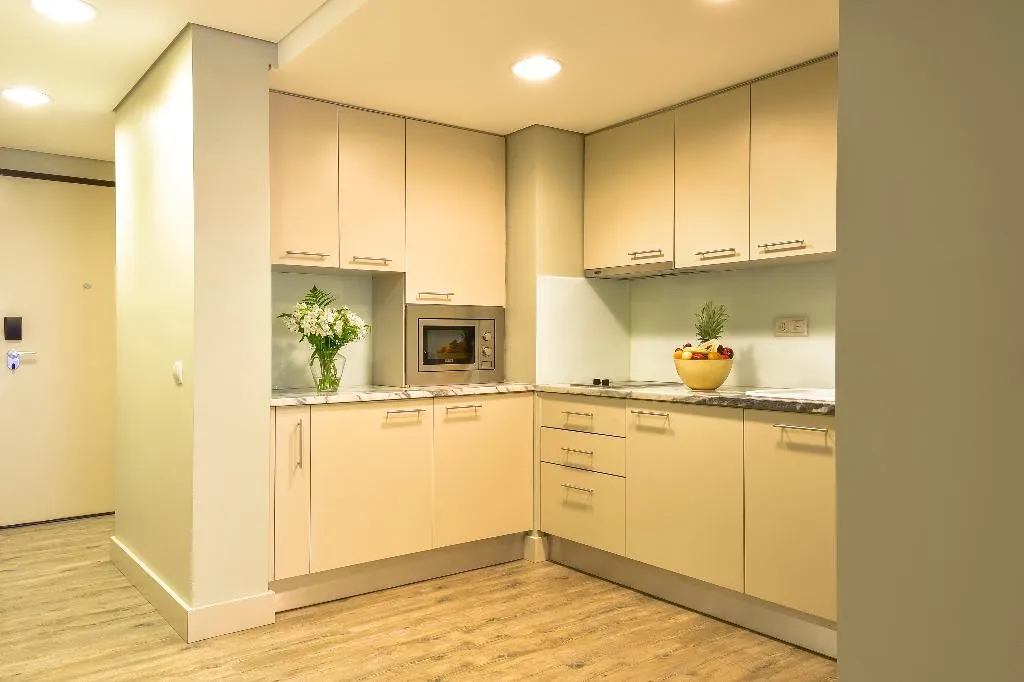 APARTMENT PREMIUM TWO BEDROOMS Room, Aqualuz Lagos by The Editory, Algarve