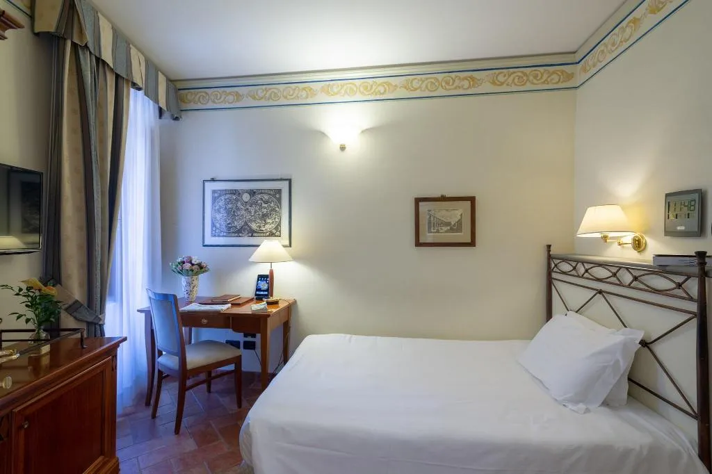 SINGLE STANDARD Room, Davanzati, Florence