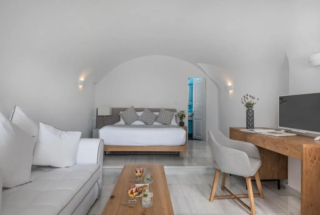 DOUBLE SUPERIOR Room, Anteliz Hotel And Suites, Santorini