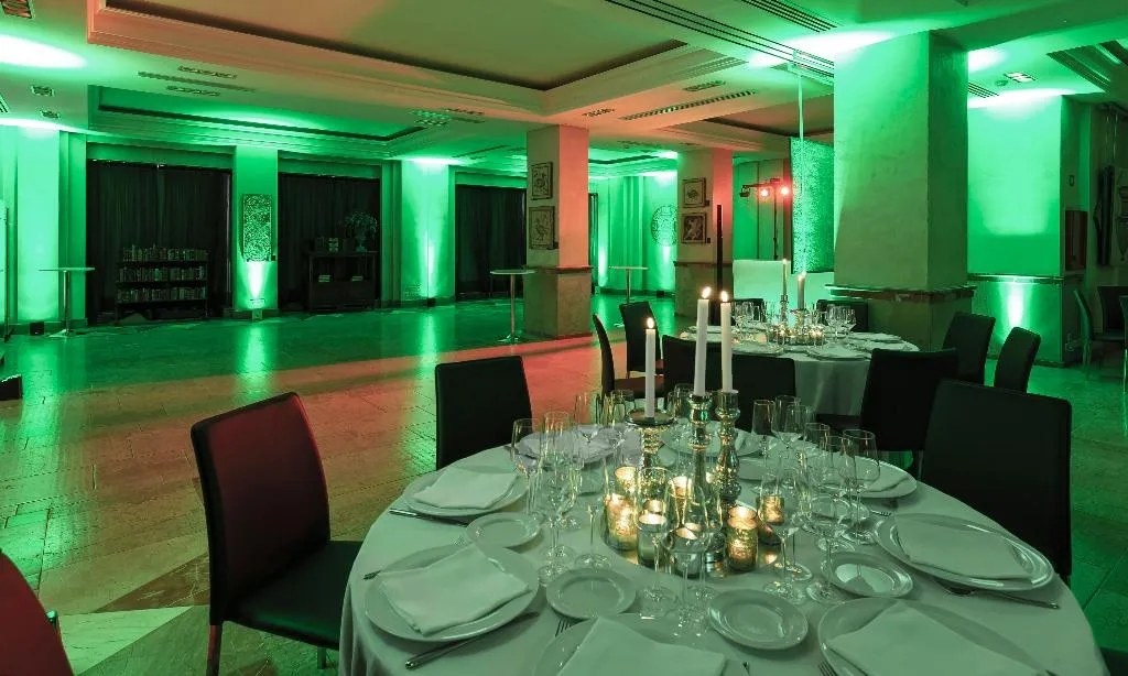 Conferences, Hotel Villa Real, Madrid
