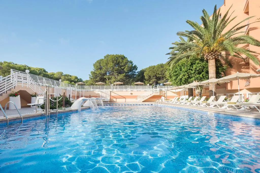Pool, whala!isabela, Majorca