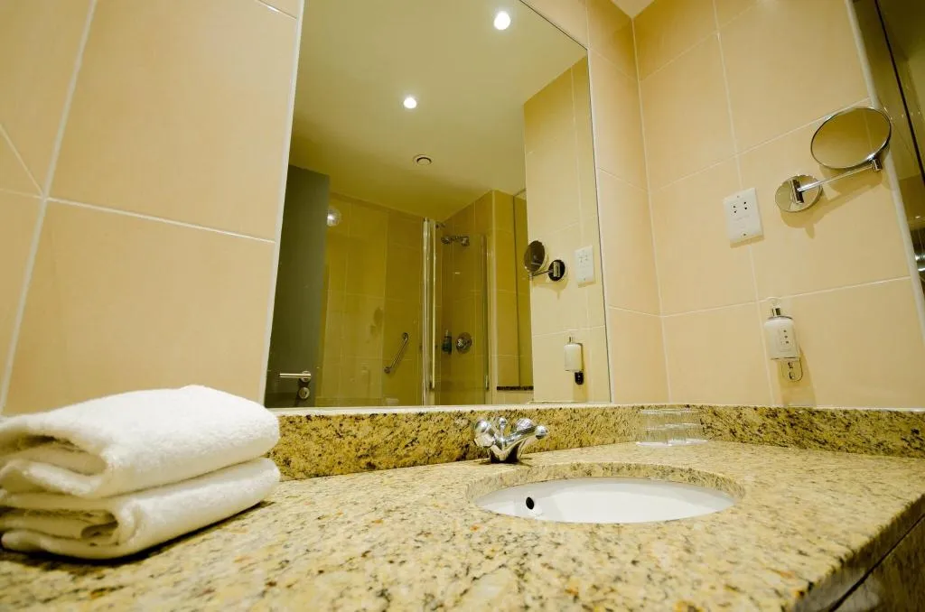 DOUBLE STANDARD Room, Drury Court Hotel, Dublin
