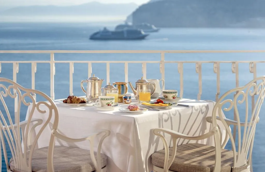 Restaurant, Belair, Naples