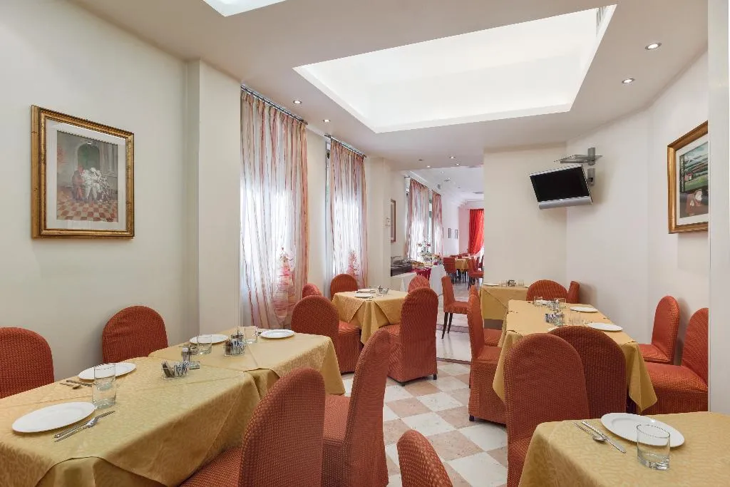 Restaurant, Garibaldi, Venice