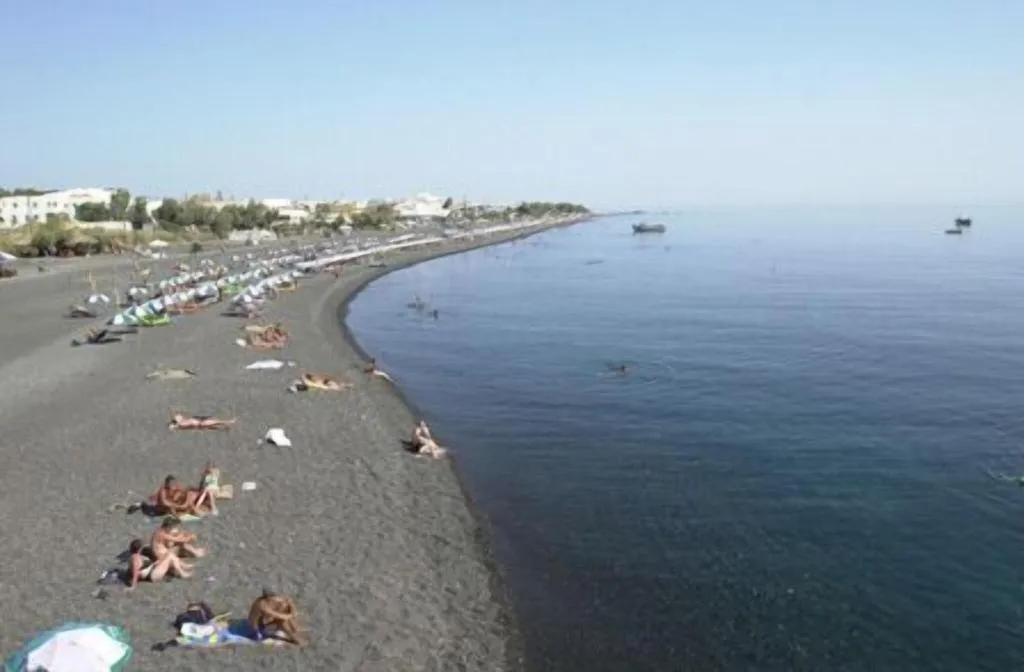 Beach, Elixir Studios, Santorini