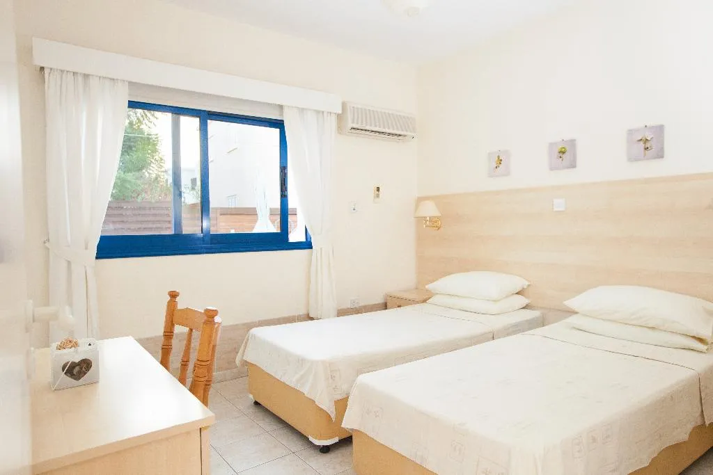 APARTMENT TWO BEDROOMS Room, Flouressia Gardens, Cyprus
