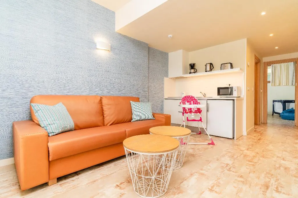 FAMILY ROOM ONE BEDROOM ONE BATHROOM Room, HOVIMA La Pinta Beachfront Family Hotel, Tenerife