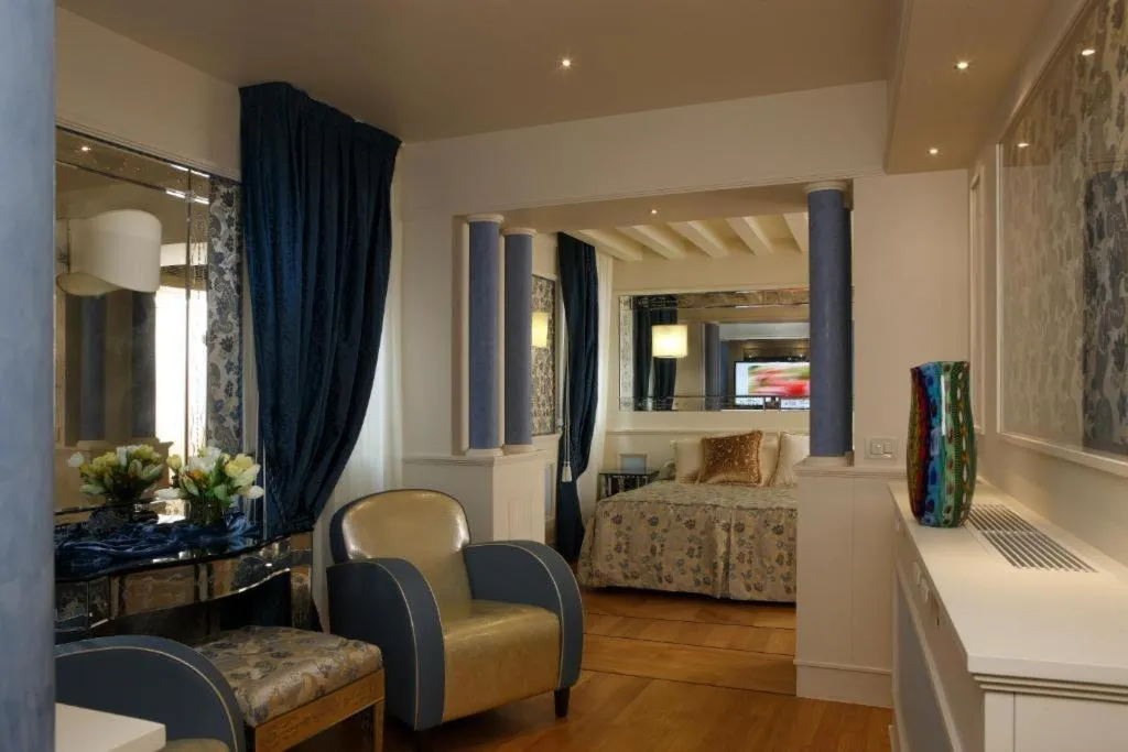 SUITE DELUXE Room, Canaletto Luxury Suites – San Marco Luxury, Venice