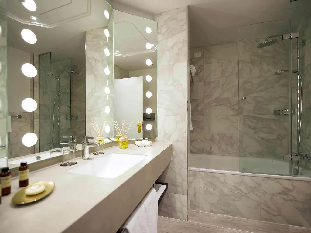 SUITE KING SIZE BED Room, Cerretani Hotel Firenze - MGallery Collection, Florence