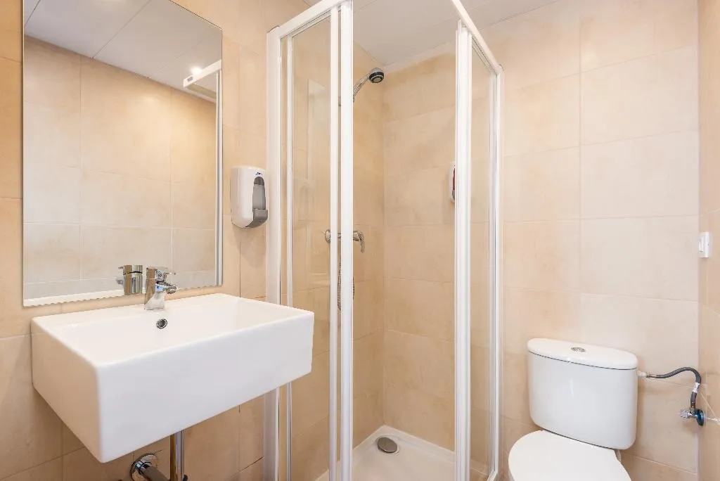 SINGLE STANDARD Room, Hostal JUME - URBAN ROOMS, Menorca