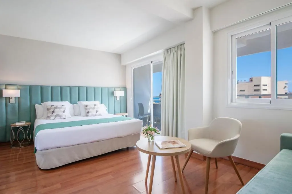 JUNIOR SUITE SEA VIEW WITH BALCONY Room, Hotel Costa Malaga by Pierre & Vacances, Costa Del Sol