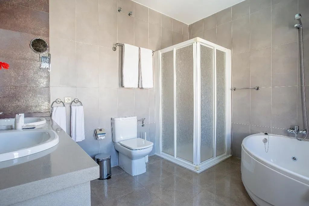 VILLA THREE BEDROOMS Room, Las Caletas Village, Lanzarote