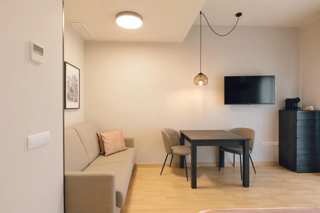 APARTMENT STANDARD Room, Palau Suites & Apartments, Valencia