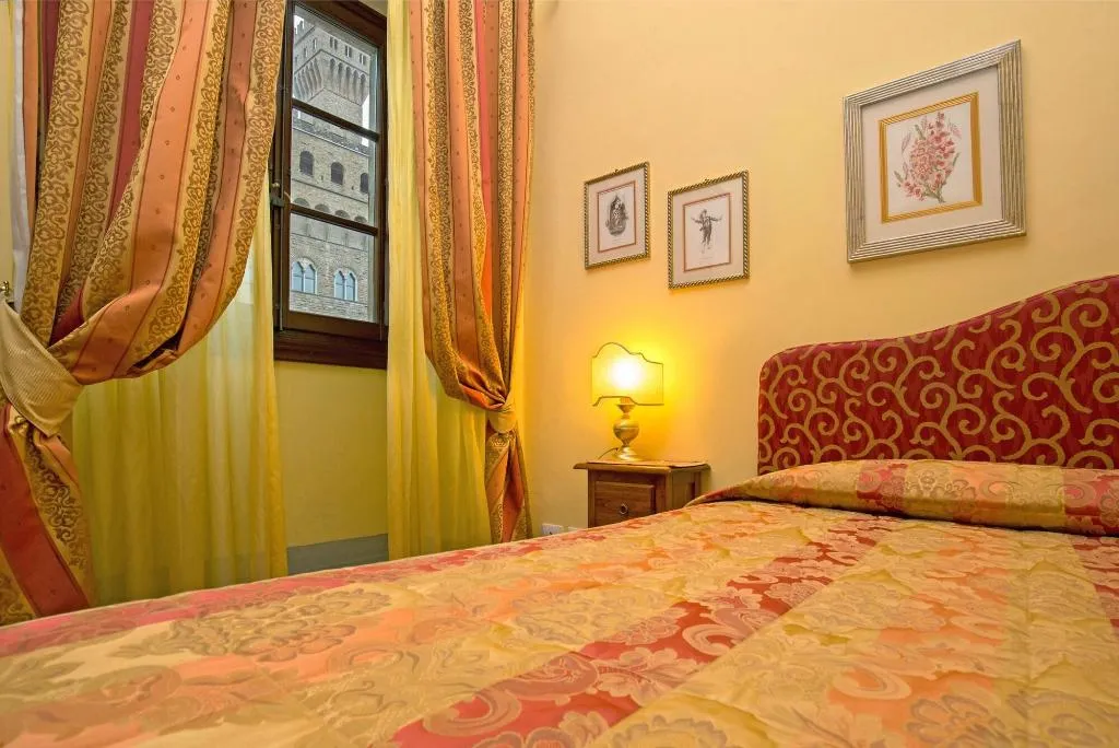 General view, La Casa Del Garbo Luxury Rooms Suite, Florence
