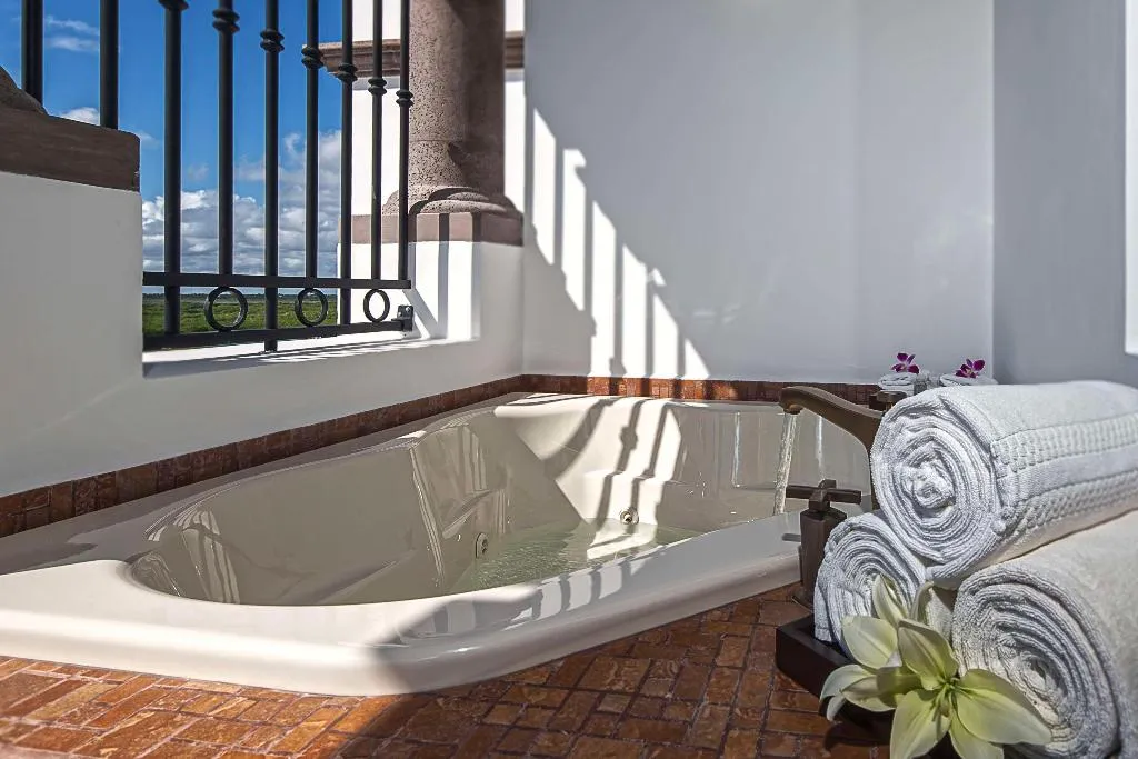 Room, Holiday Inn Club Vacations Grand Residences All In, Cancun Area