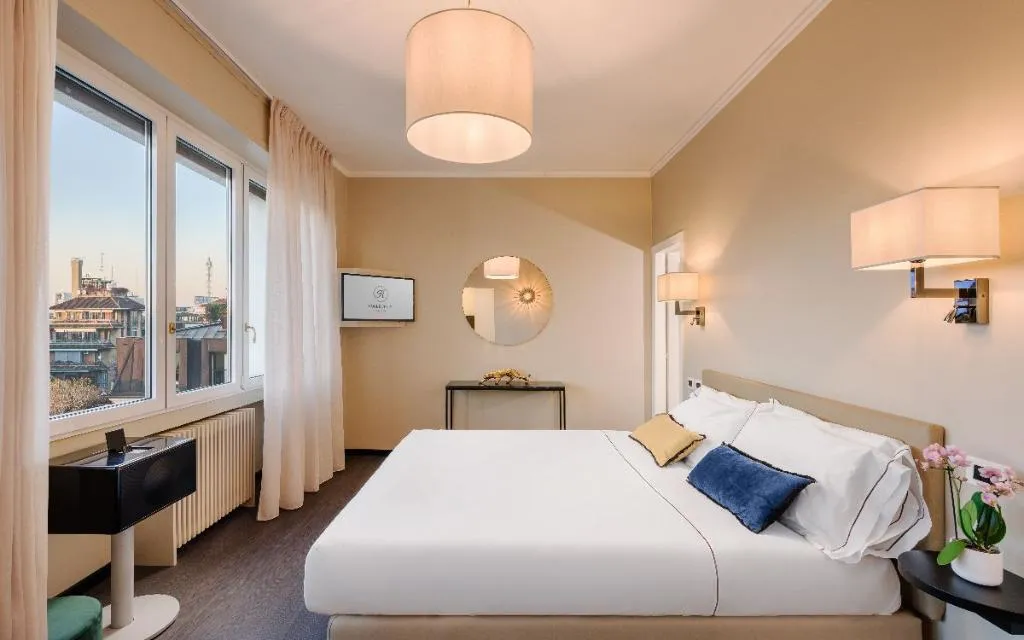 DOUBLE SINGLE USE WITH BALCONY WITH VIEWS Room, Hotel Mentana, Milan