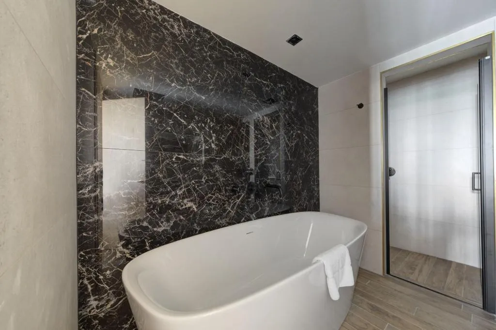 Room, Land's End Boutique Hotel, Malta