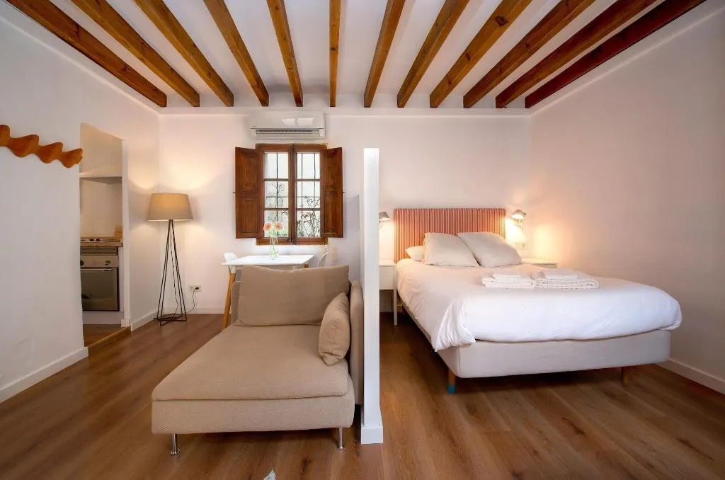 Room, Canavall, Majorca