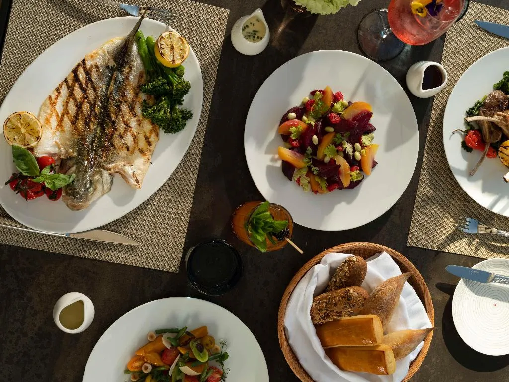 Restaurant, Banyan Tree Dubai, Dubai