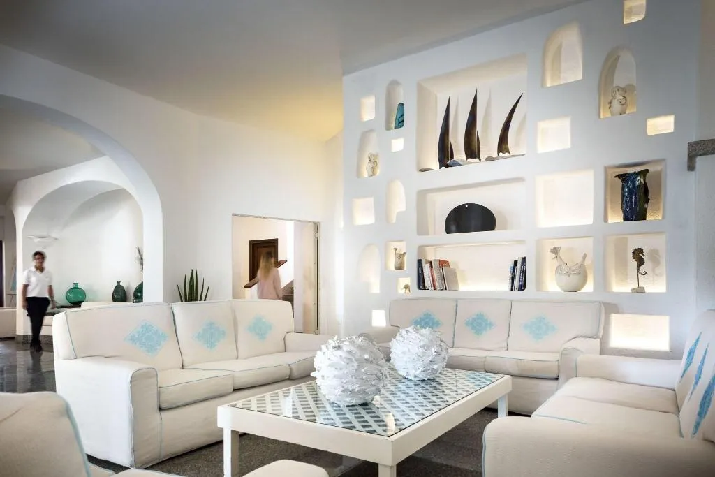 Lobby, Gabbiano Azzurro, Olbia
