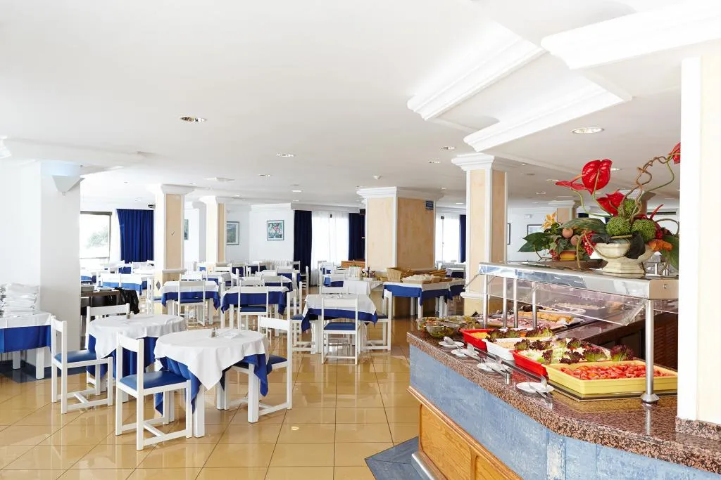 Restaurant, Aparthotel Nereida, Ibiza