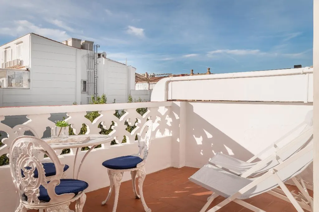 TRIPLE WITH TERRACE Room, Medium Romantic, Costa Brava