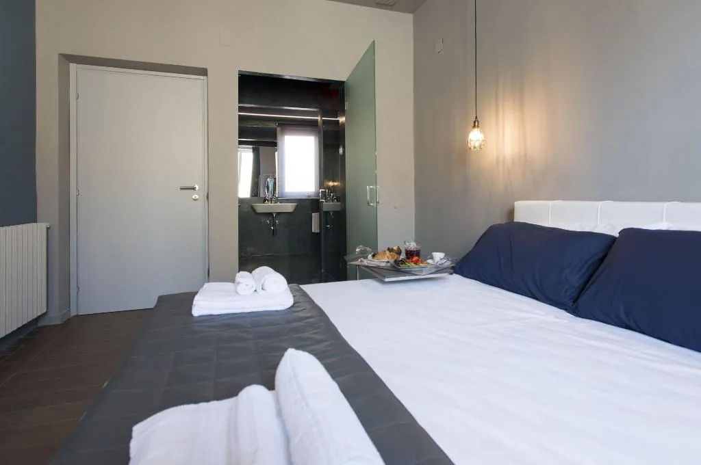 Room, B&B Villareale, Palermo