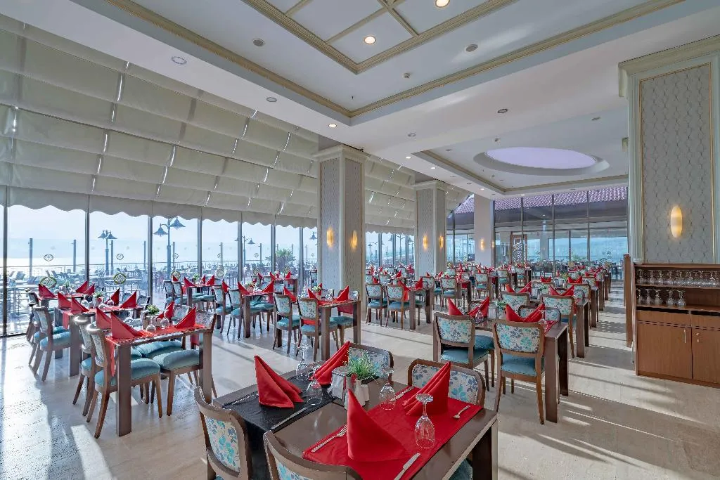 Restaurant, Royal Teos Thermal Resort Clinic & SPA, Izmir