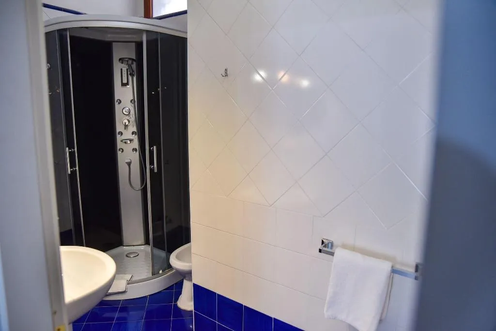 Room, Mirosa Bed And Breakfast, Naples