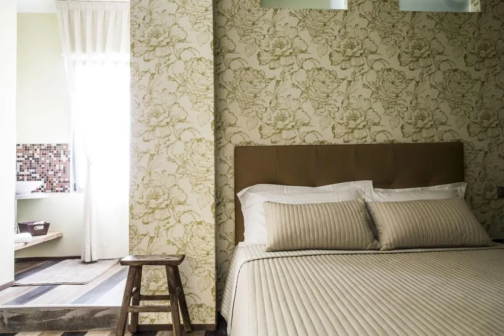Room, Serendipity Rooms, Milan