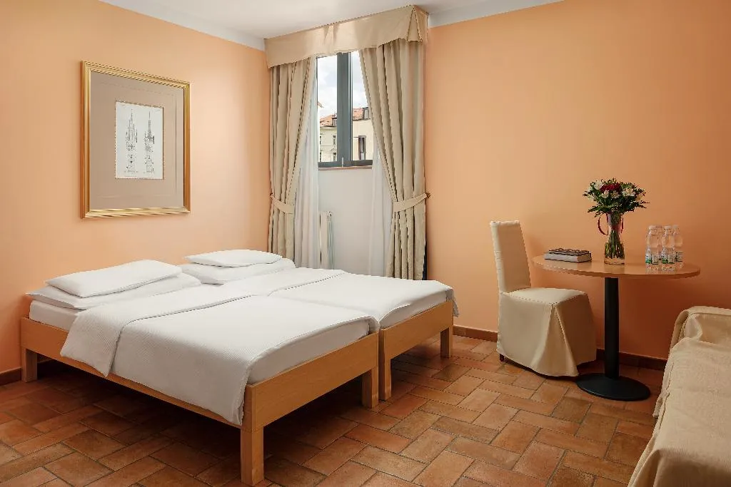 Double or Twin STANDARD Room, hotel Roma Prague, Prague