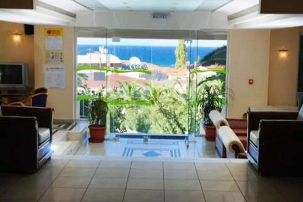 Lobby, Commodore, Zante