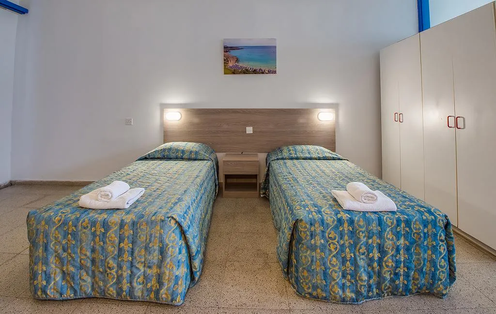 Room, Green Bungalows, Cyprus