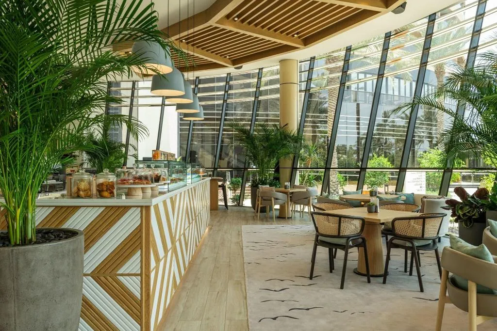 Restaurant, Le Royal Meridien Beach Resort and Spa, Dubai