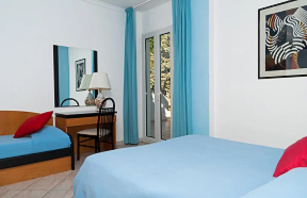 TRIPLE STANDARD Room, Hotel Internazionale, Naples